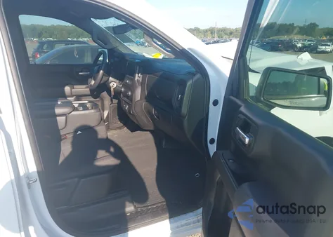 2021 Chevrolet Silverado 1500 4Wd Short Bed Custom Trail Boss z USA, uszkodzony, nr VIN 1GCPYCEF1MZ315493